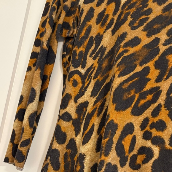 ESCADA LEOPARD PRINT TOP - Picture 5 of 5